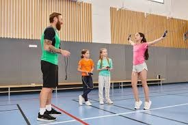 意甲：维罗纳VS亚特兰大，意甲神剧！谁能阻止亚特兰大进球狂潮？黄色火焰闯关