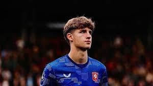 足球——中超：山东泰山胜大连英博海发